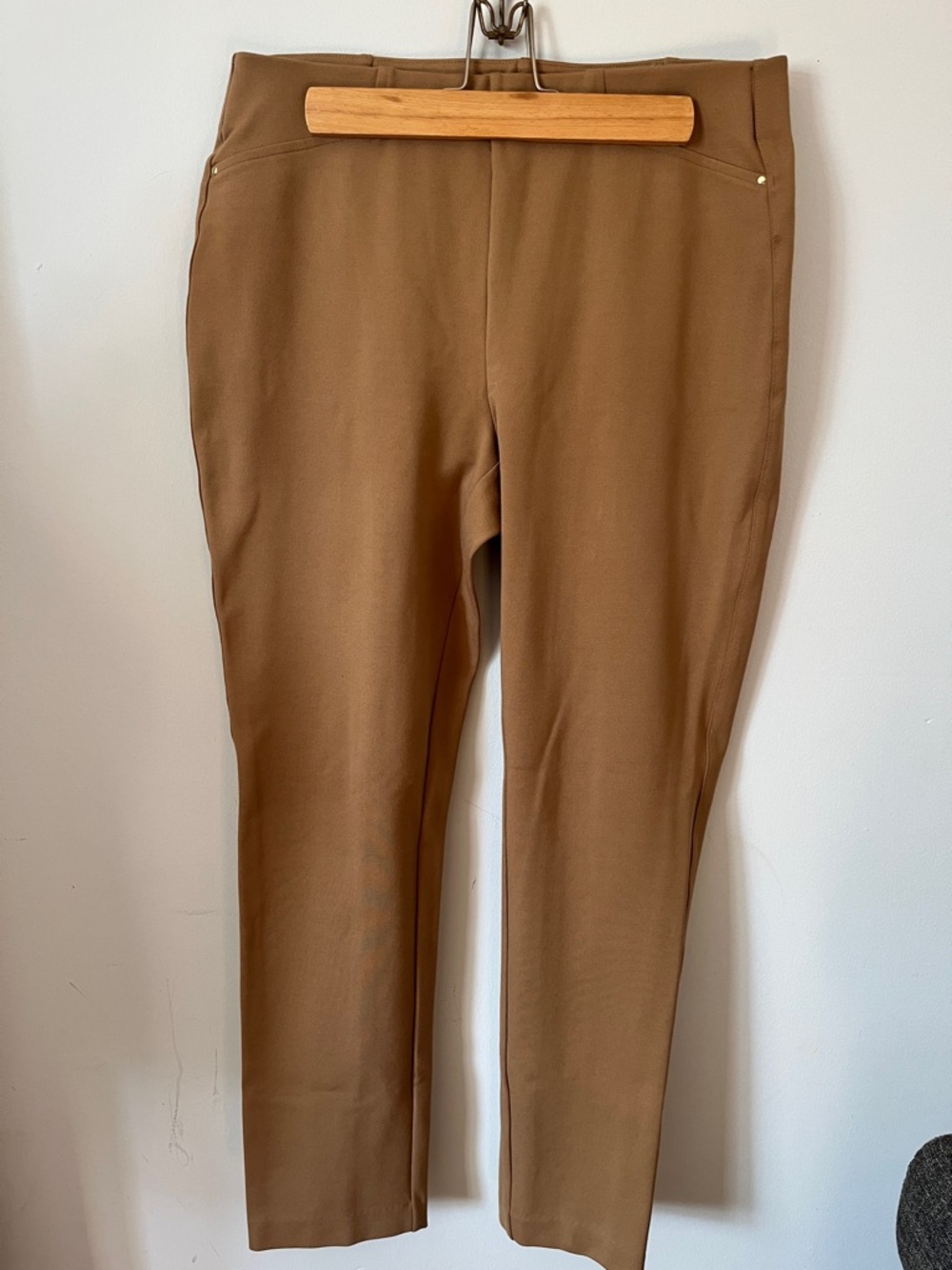 Rafaella Tan Pull-On Comfort Pants